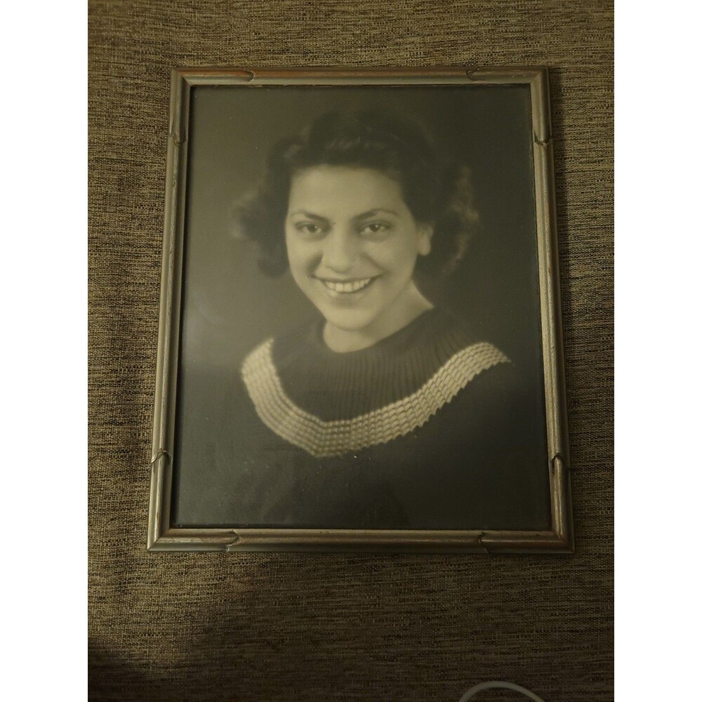 Vtg 1940s 1950s Young Woman Glamour Portrait Photograph Framed Matted Wall Art